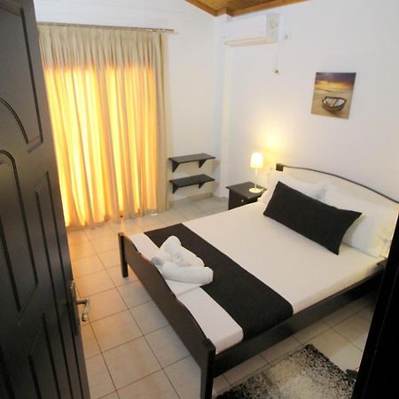 Jericho Rooms Sarande Exterior photo