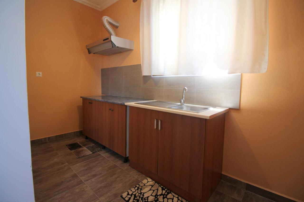 Jericho Rooms Sarande Exterior photo