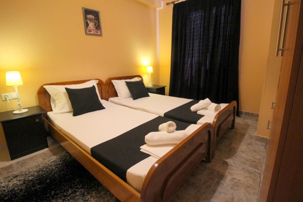 Jericho Rooms Sarande Exterior photo